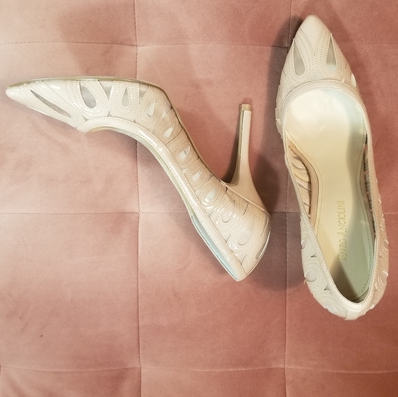 Enzo Angiolini patent blush stilettos with mesh, 9 - Picture 1 of 6
